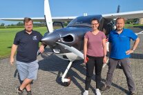 Forstleute und Pilot